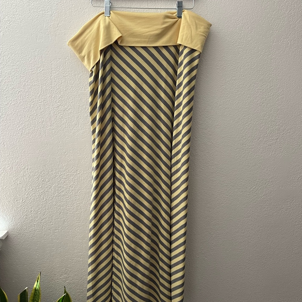 Torrid maxi skirt